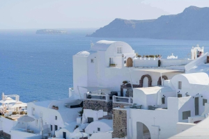 housing in greece